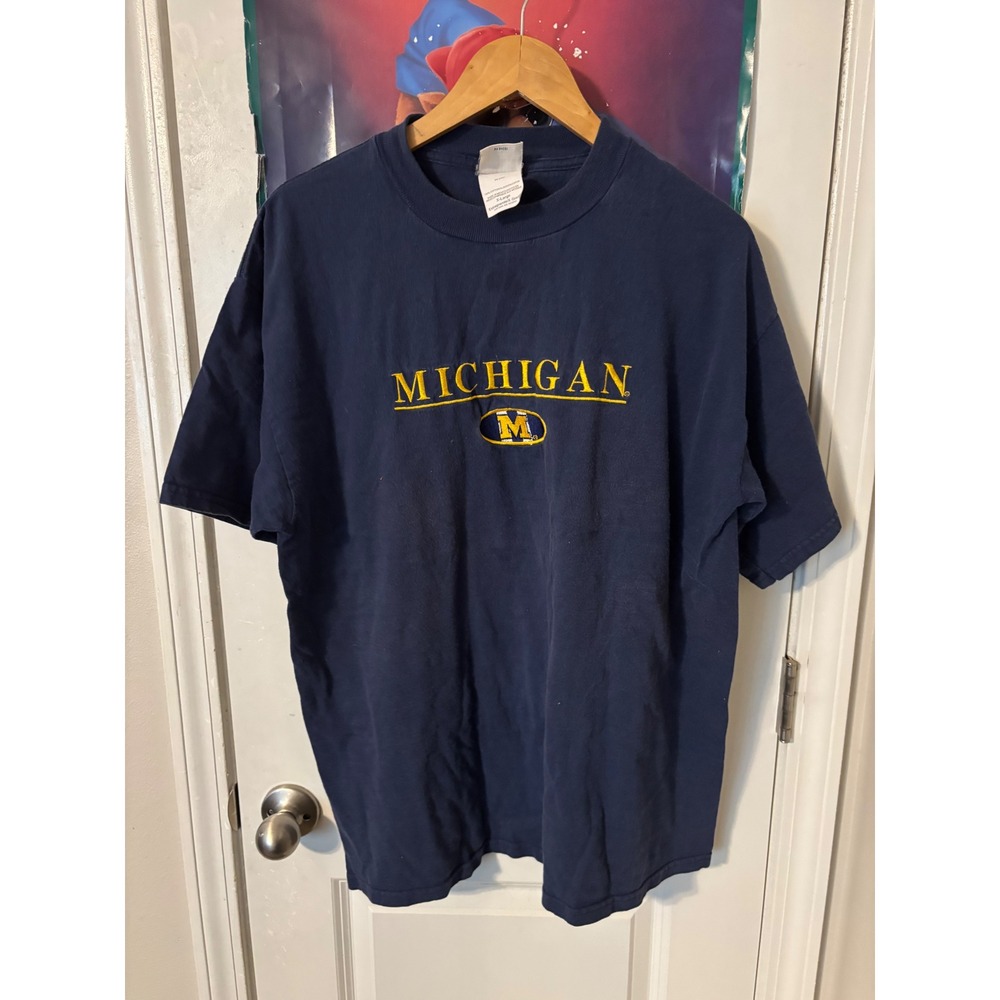 Vintage Michigan Wolverines T-Shirt XL Navy Blue Embroidered Logo NCAA Mens
